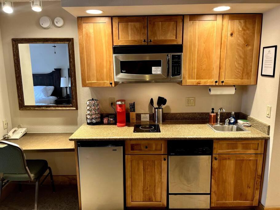 Appartement Mt Cb Mountain Side With King Bed, Hot Tub, Pool & Kitchen! à Crested Butte Extérieur photo