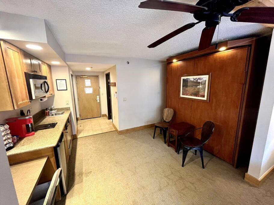 Appartement Mt Cb Mountain Side With King Bed, Hot Tub, Pool & Kitchen! à Crested Butte Extérieur photo